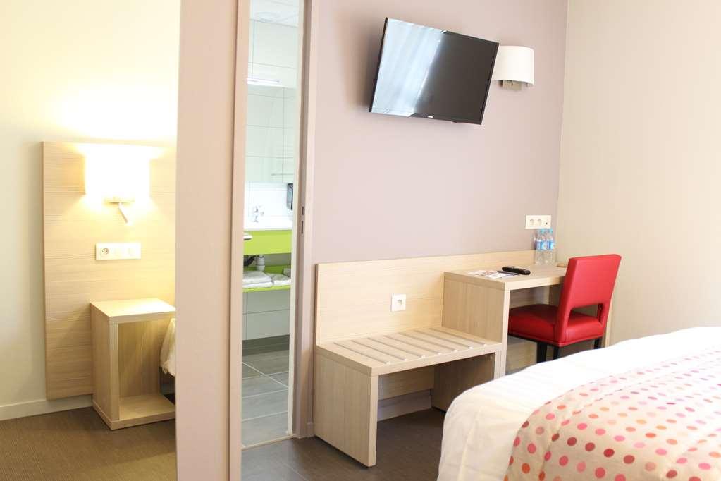 Brit Hotel Brive La Gaillarde - Restaurant La Limousine Malemort ห้อง รูปภาพ