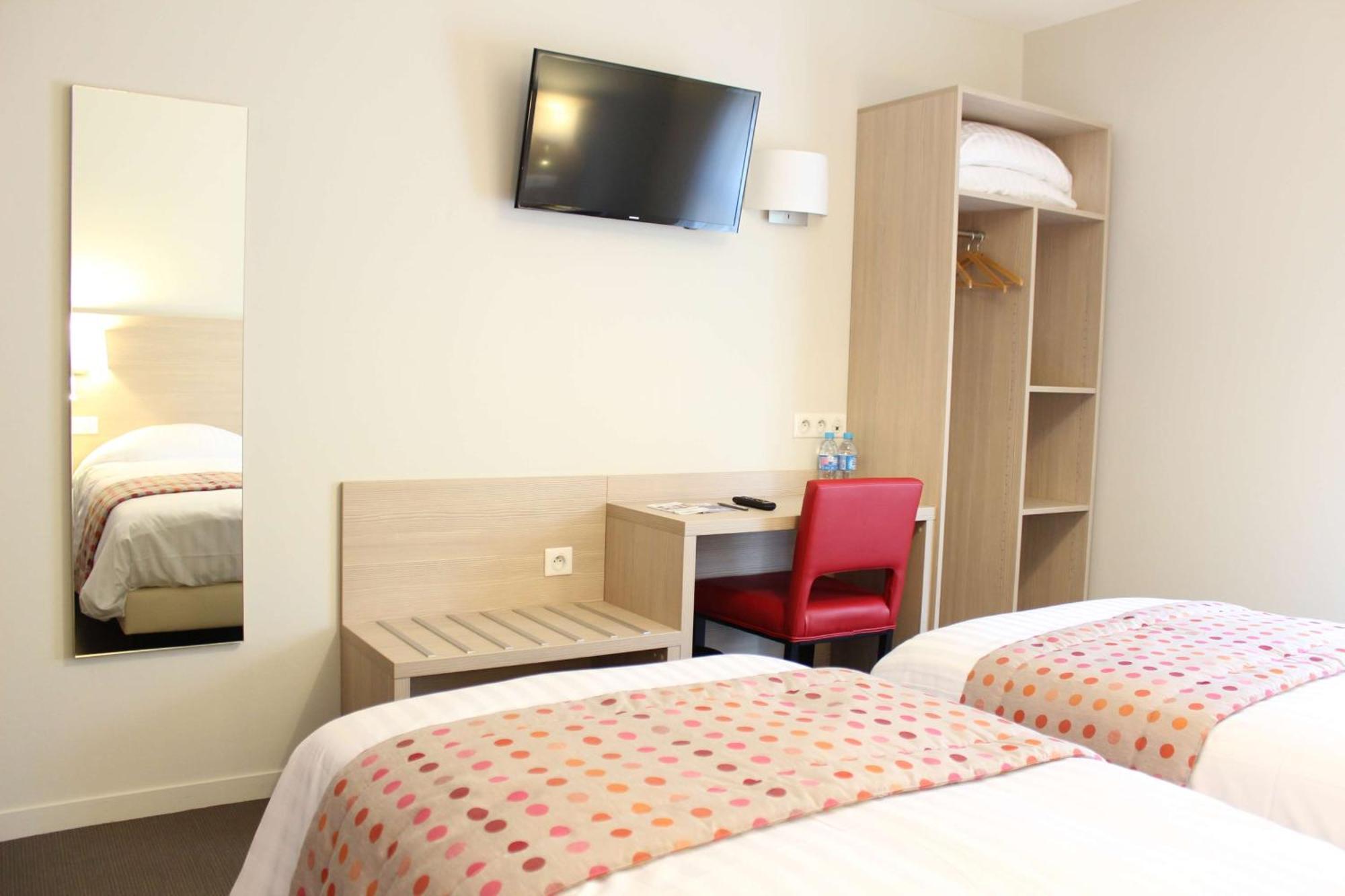 Brit Hotel Brive La Gaillarde - Restaurant La Limousine Malemort ภายนอก รูปภาพ