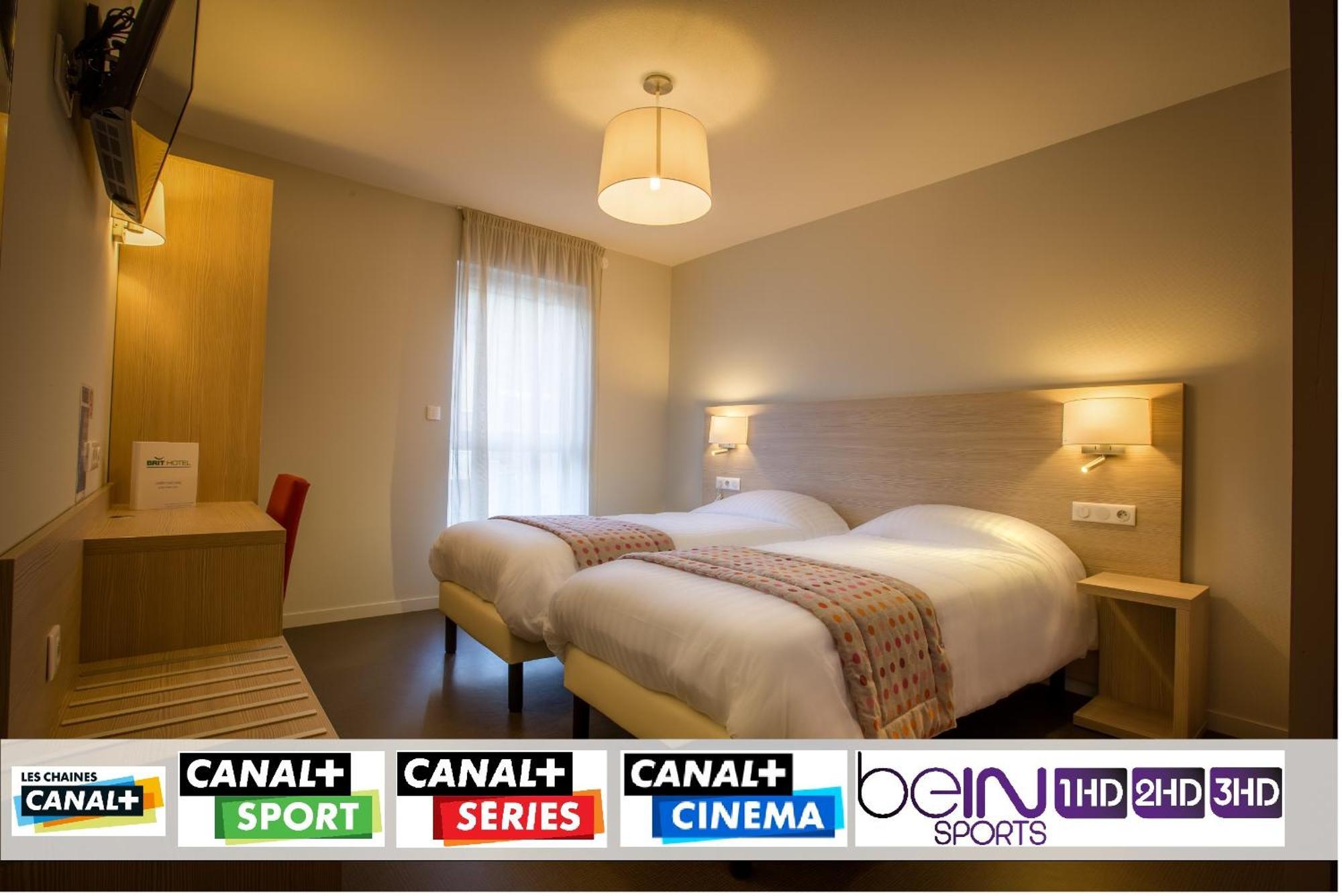Brit Hotel Brive La Gaillarde - Restaurant La Limousine Malemort ภายนอก รูปภาพ