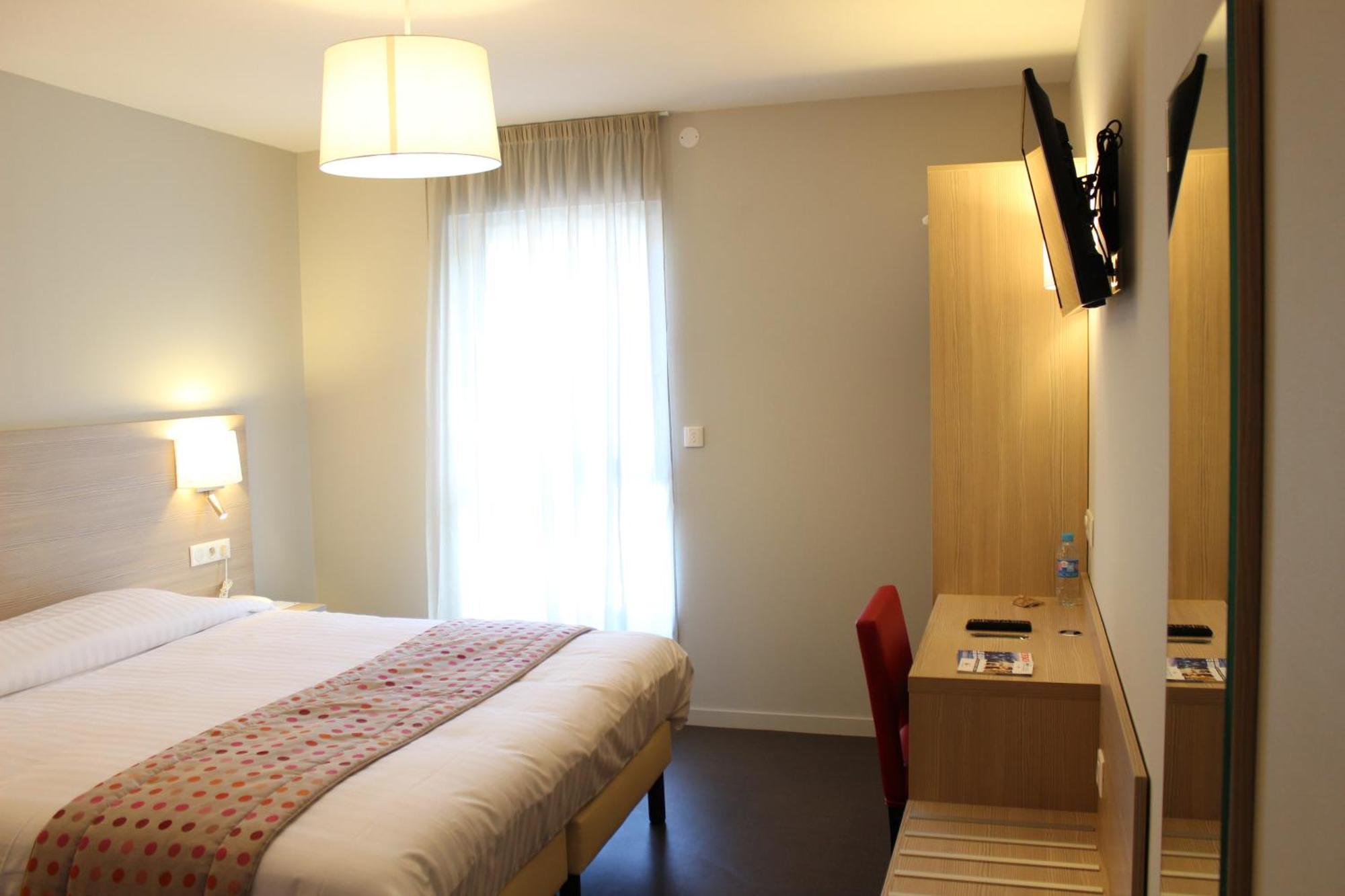 Brit Hotel Brive La Gaillarde - Restaurant La Limousine Malemort ภายนอก รูปภาพ