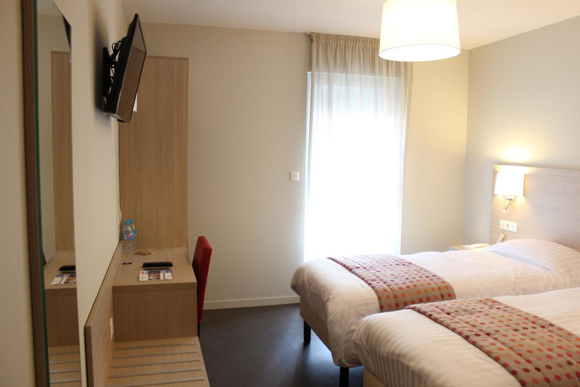 Brit Hotel Brive La Gaillarde - Restaurant La Limousine Malemort ภายนอก รูปภาพ
