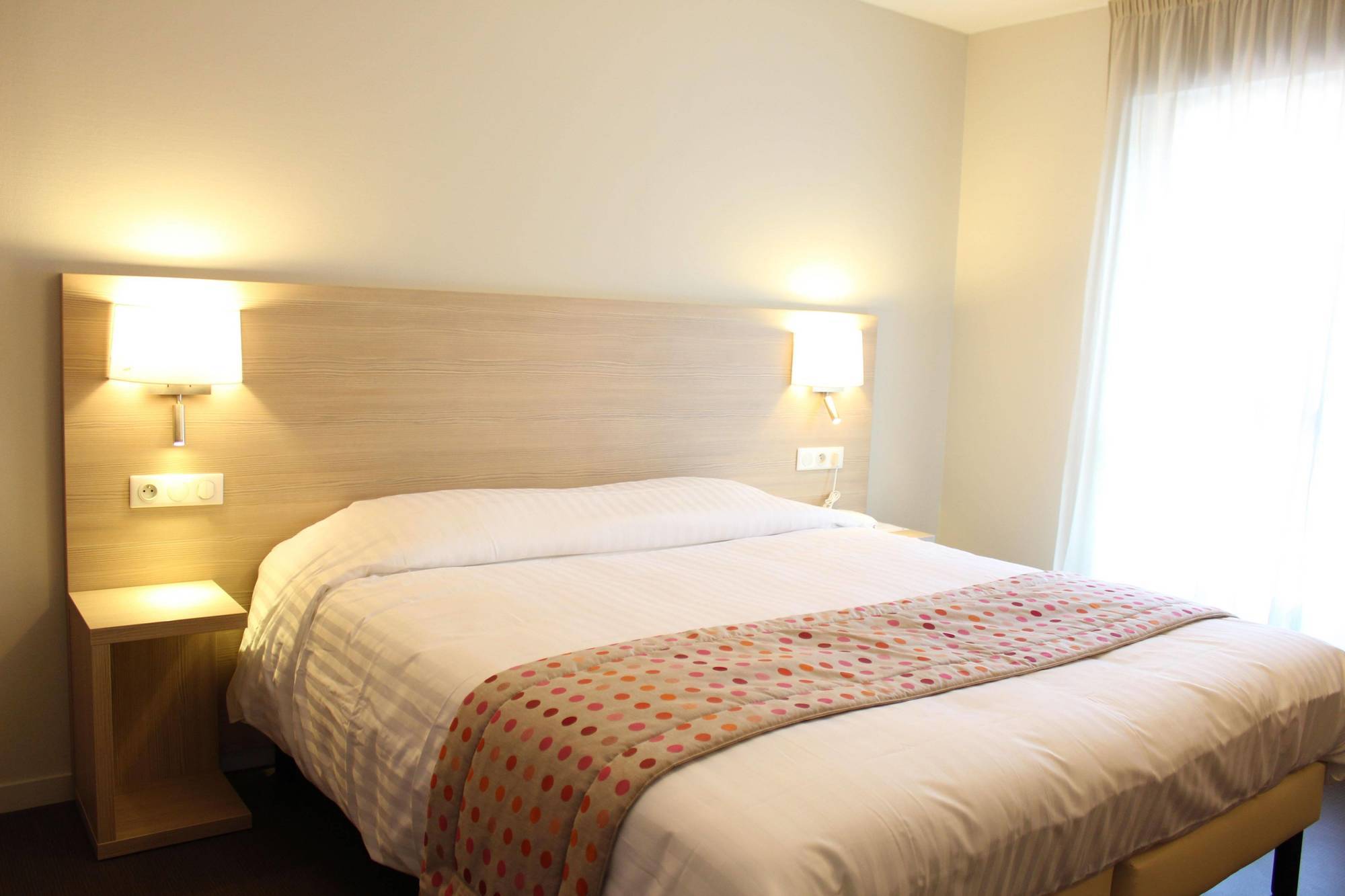 Brit Hotel Brive La Gaillarde - Restaurant La Limousine Malemort ภายนอก รูปภาพ